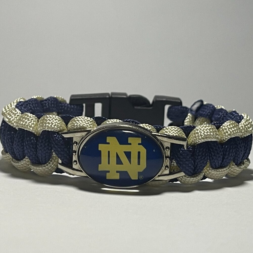 Notre Dame Fighting Irish NCAA Paracord NEW